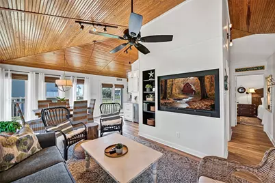 4207 Maison Rouge Court, Galveston, TX 77554 - Photo 19