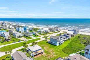 4207 Maison Rouge Ct, Galveston, TX 77554 - Photo 41