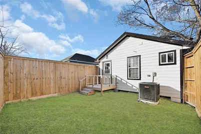 7814 Avenue F, Houston, TX 77012 - Photo 21