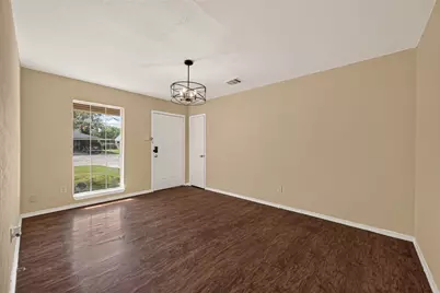 11819 Leitrim Way, Houston, TX 77047 - Photo 9