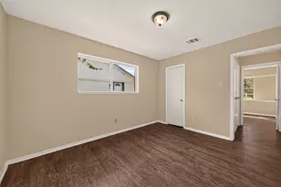 11819 Leitrim Way, Houston, TX 77047 - Photo 17