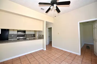 16222 Queensdale Drive, Houston, TX 77082 - Photo 15