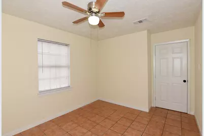 16222 Queensdale Drive, Houston, TX 77082 - Photo 23