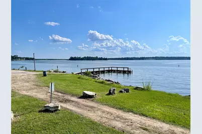 520 Lake Shore Drive, Trinity, TX 75862 - Photo 15