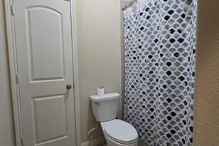 5951 Carpenters Cove Ln, Houston, TX 77049 - Photo 13