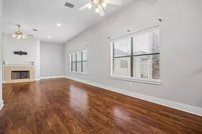 5813 Darling Street #A, Houston, TX 77007 - Photo 5