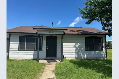806 N Avenue B, Freeport, TX 77541 - Photo 1