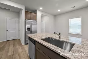 1989 Brookpointe Ln, Dayton, TX 77535 - Photo 11