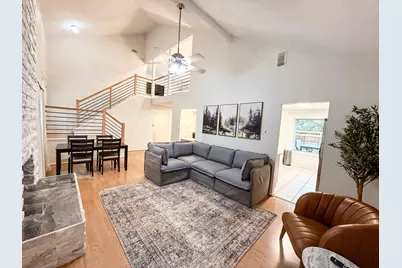 29 Pinewood Forest Court, The Woodlands, TX 77381 - Photo 5