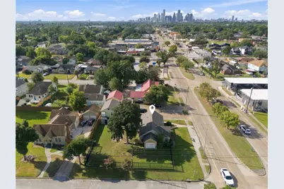 5012 Irvington Boulevard, Houston, TX 77009 - Photo 23