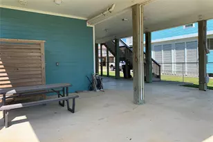23159 Fresca St, Galveston, TX 77554 - Photo 27