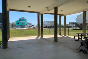 23159 Fresca St, Galveston, TX 77554 - Photo 25
