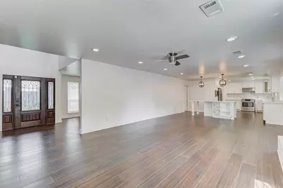 10602 Riverview Drive, Houston, TX 77042 - Photo 15