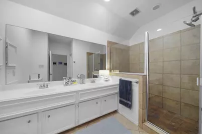 2605 Link Road, Houston, TX 77009 - Photo 13