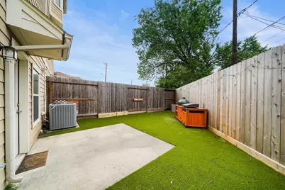 2605 Link Road, Houston, TX 77009 - Photo 19