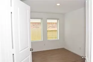 5135 Sunvalley Bend Dr, Katy, TX 77493 - Photo 7
