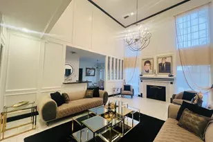 14907 Alderwick Dr, Sugar Land, TX 77498 - Photo 3