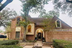 14907 Alderwick Dr, Sugar Land, TX 77498 - Photo 35