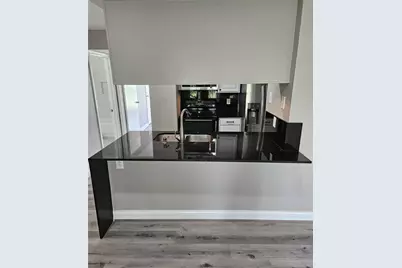 18617 Egret Bay Boulevard #507, Webster, TX 77058 - Photo 3