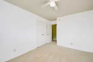 8614 Riverbend Canyon Ln, Houston, TX 77089 - Photo 37