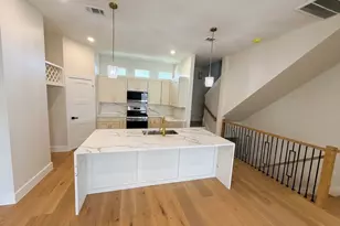 102 Sylvester Rd, Houston, TX 77009 - Photo 19