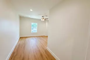 102 Sylvester Rd, Houston, TX 77009 - Photo 35