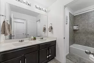 3007 Magellan Ridge Ln, Baytown, TX 77521 - Photo 11