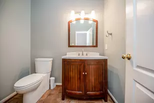 14203 Alamosa Ct, Sugar Land, TX 77498 - Photo 7