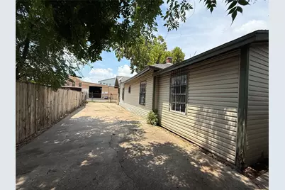1709 Hussion Street, Houston, TX 77003 - Photo 5