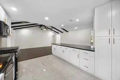 6934 Heron Drive, Houston, TX 77087 - Photo 19