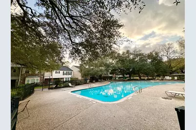 12959 Trail Hollow Drive #2959, Houston, TX 77079 - Photo 23