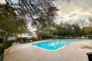 12959 Trail Hollow Dr, Houston, TX 77079 - Photo 23