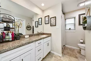 203 Ridgewood Dr, Oak Ridge North, TX 77386 - Photo 25