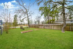 203 Ridgewood Dr, Oak Ridge North, TX 77386 - Photo 37