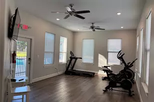 504 Nursery Rd, The Woodlands, TX 77380 - Photo 5