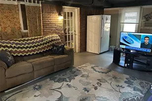 2401 Peach Ln, Pasadena, TX 77502 - Photo 13