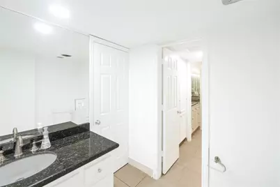 6521 Bayou Glen Road, Houston, TX 77057 - Photo 13
