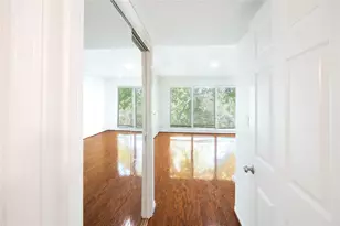 6521 Bayou Glen Rd, Houston, TX 77057 - Photo 7