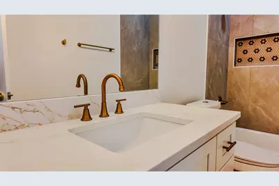 819 North Loop, Houston, TX 77022 - Photo 35