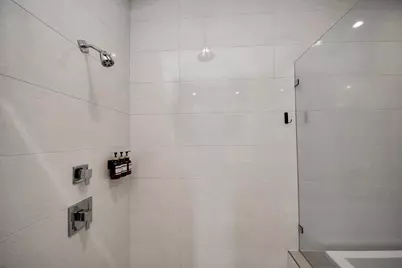 4521 San Felipe Street #1603, Houston, TX 77027 - Photo 37