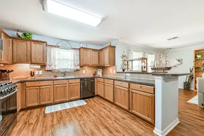 448 7th Street, Dickinson, TX 77539 - Photo 13