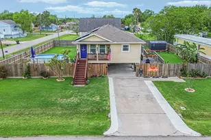 448 7th St, Dickinson, TX 77539 - Photo 3