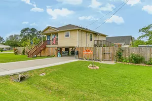 448 7th St, Dickinson, TX 77539 - Photo 7