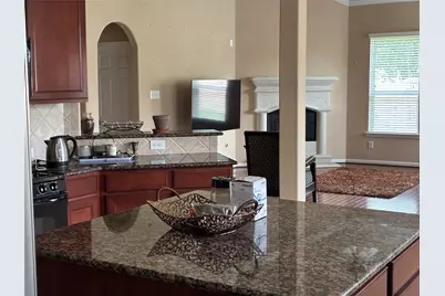 8930 Silent Hills Lane, Richmond, TX 77407 - Photo 7