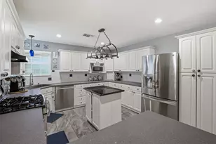 18722 Fenske Rd, Cypress, TX 77433 - Photo 9