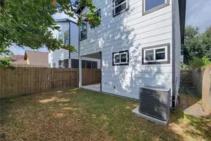 5019 Creekmont Dr, Houston, TX 77091 - Photo 39