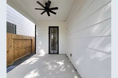 5019 Creekmont Drive, Houston, TX 77091 - Photo 37