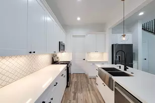 5019 Creekmont Dr, Houston, TX 77091 - Photo 11