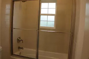 2405 Keene St, Houston, TX 77009 - Photo 41