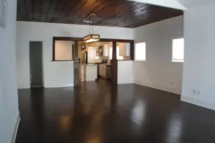 2405 Keene St, Houston, TX 77009 - Photo 9